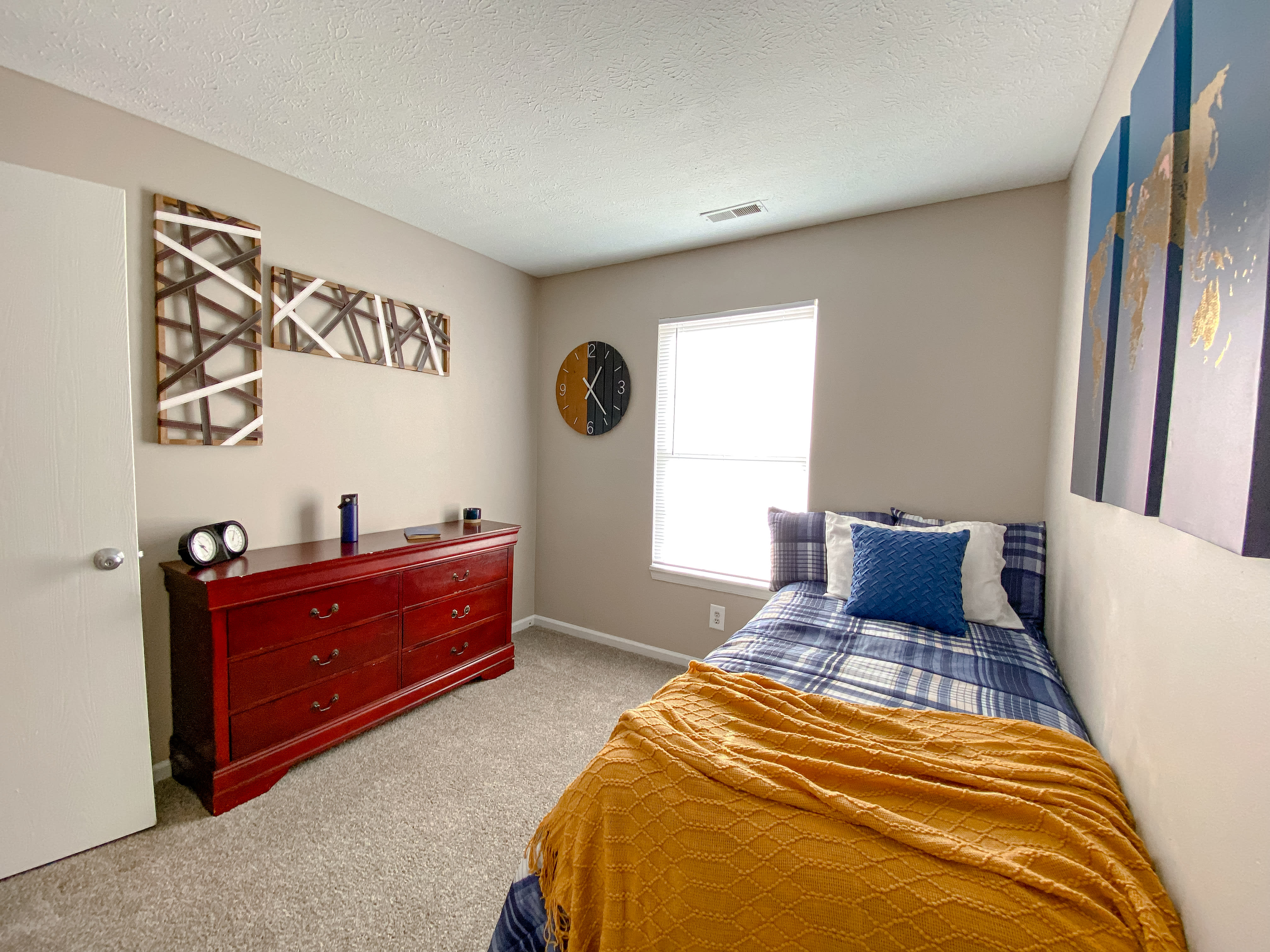 New Albany, Indiana Apartments HUB of New Albany